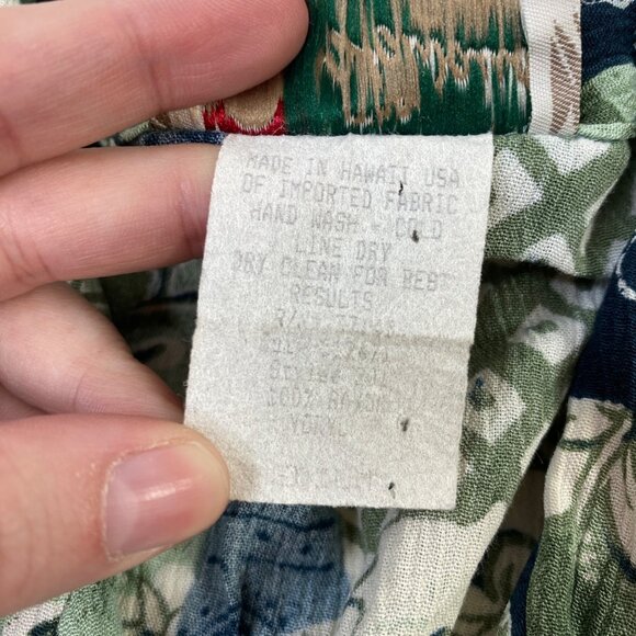 Hilo Hatties Womens Hawaiian Aloha Shirt Medium Tropical Teal Floral Hawaii Top - Picture 6 of 9